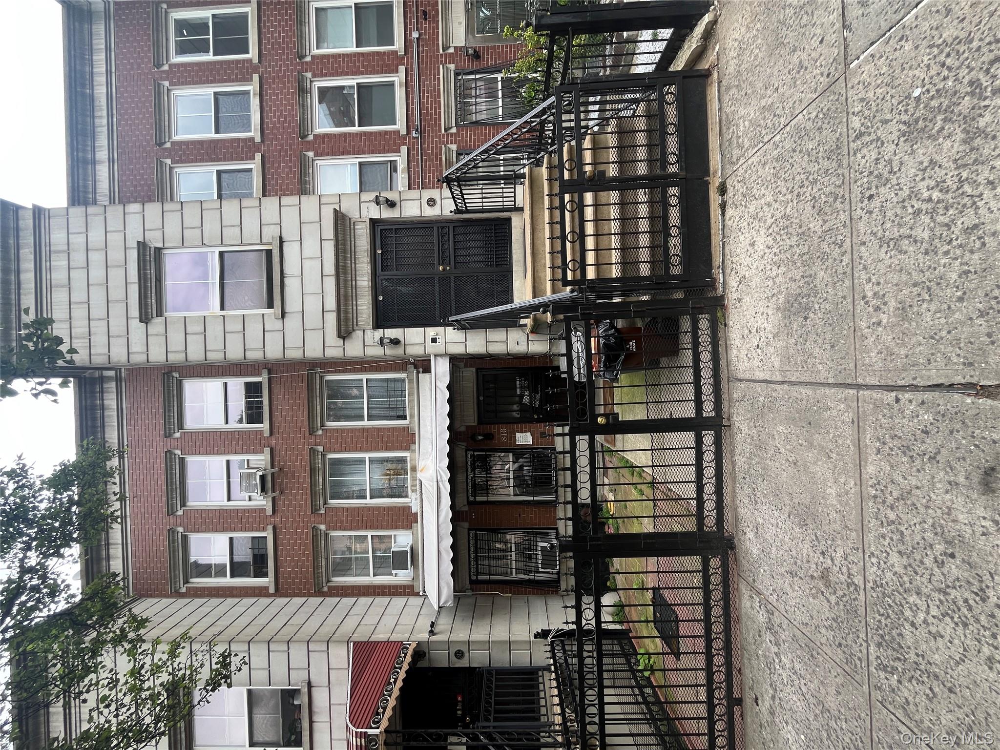 #1 photo, 810 Courtlandt Avenue, 布朗士 Bronx , NY 10451