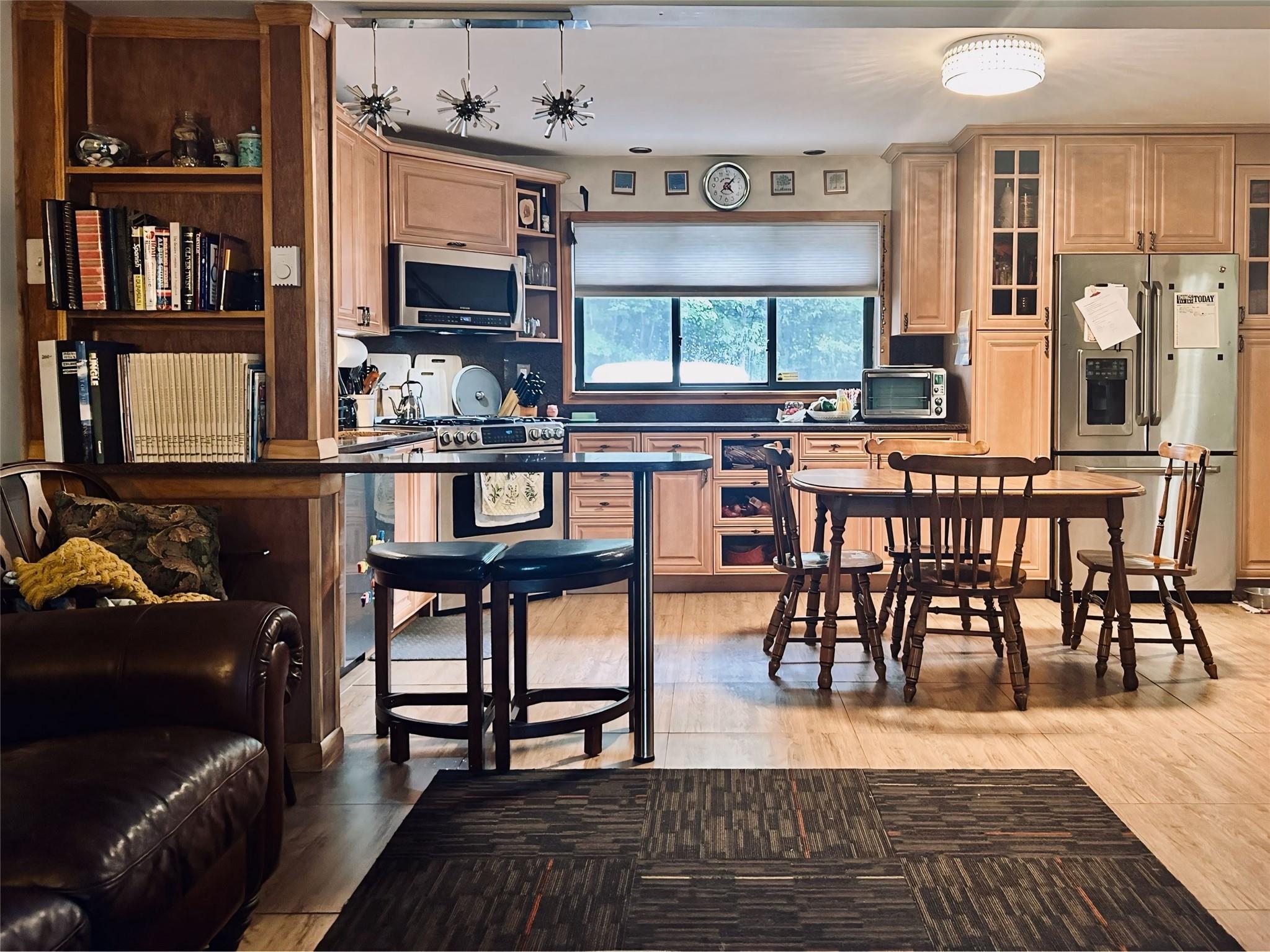 #1 photo, 9 Elizabeth Way, 紐約州 Kiamesha Lake , NY 12751