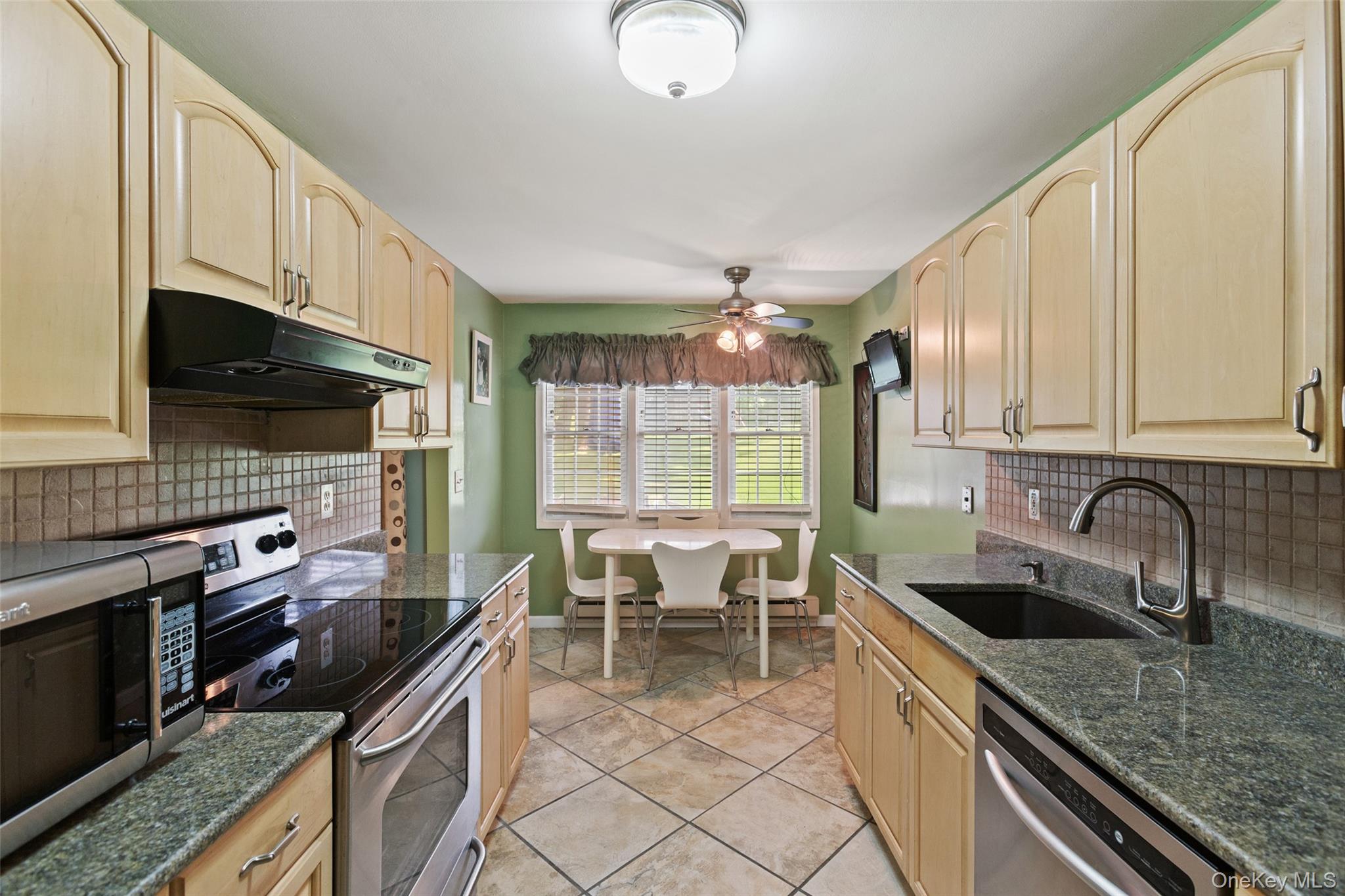 #5 photo, 103 Holly Stream Court, Brewster , NY 10509