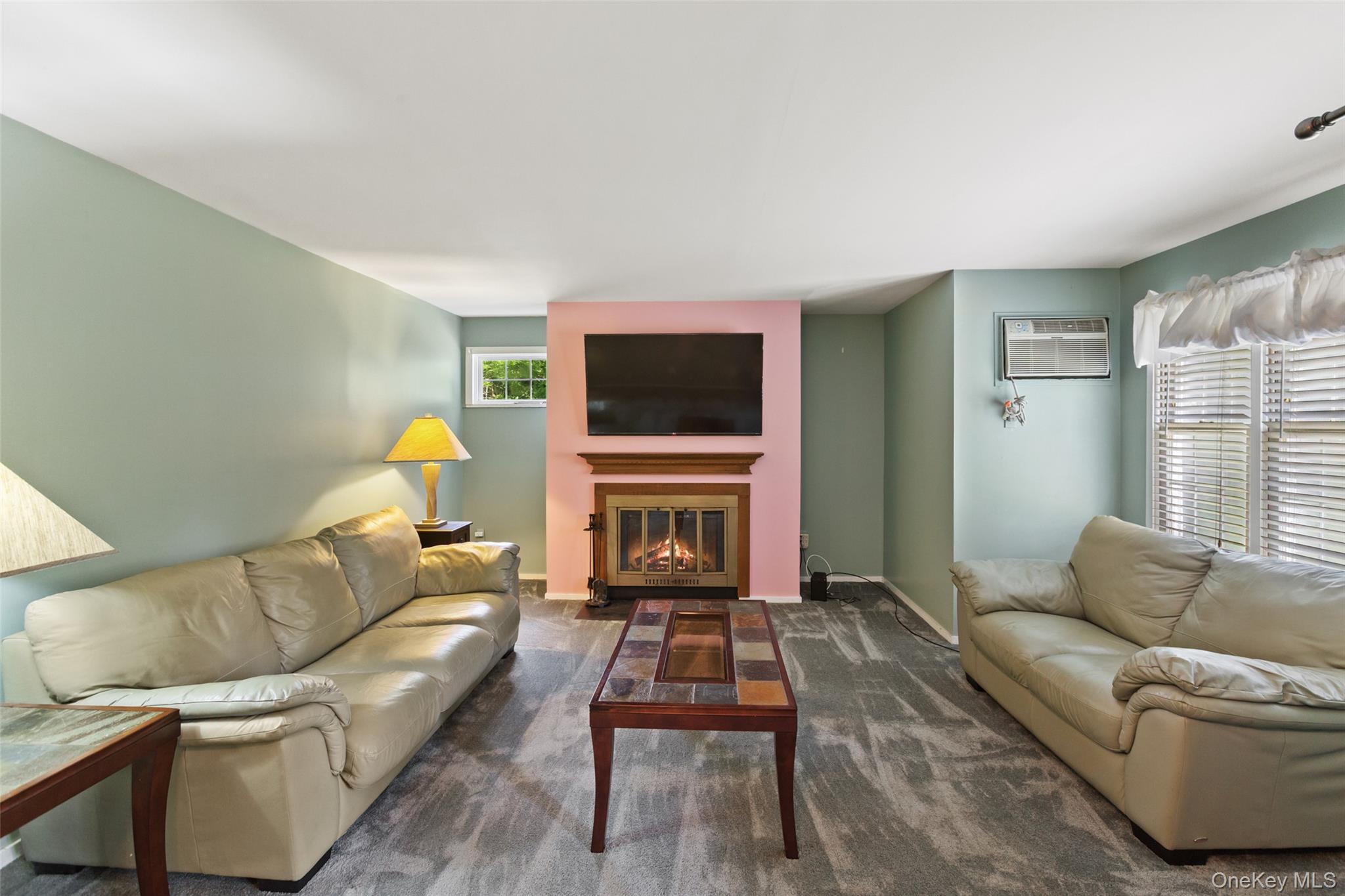 #8 photo, 103 Holly Stream Court, Brewster , NY 10509