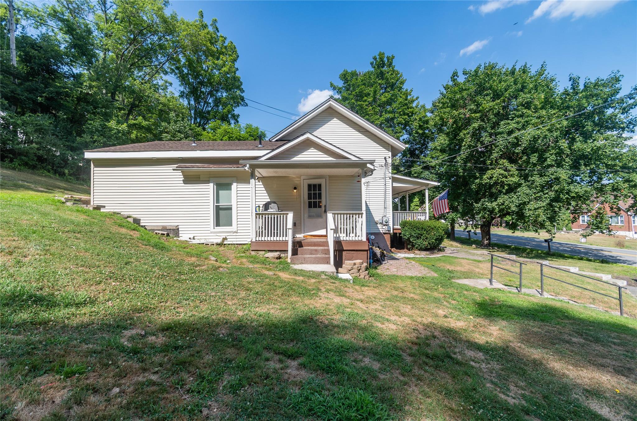 #18 photo, 1089 County Rd 12, New Hampton , NY 10958