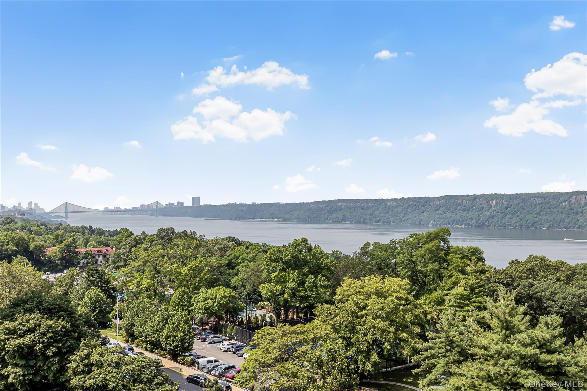 #11 photo, 5900 Arlington Avenue, ブロンクス区 Bronx , NY 10471