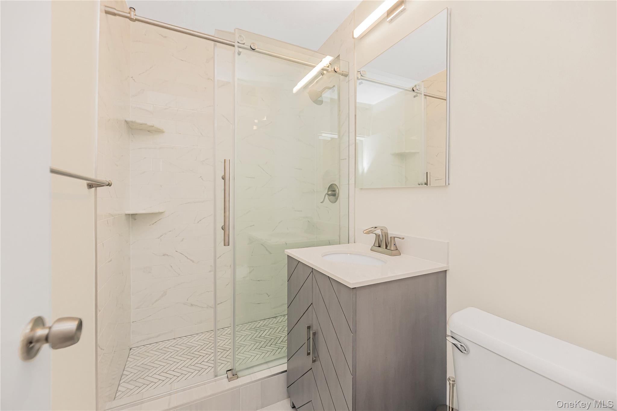 #8 photo, 5900 Arlington Avenue, ブロンクス区 Bronx , NY 10471