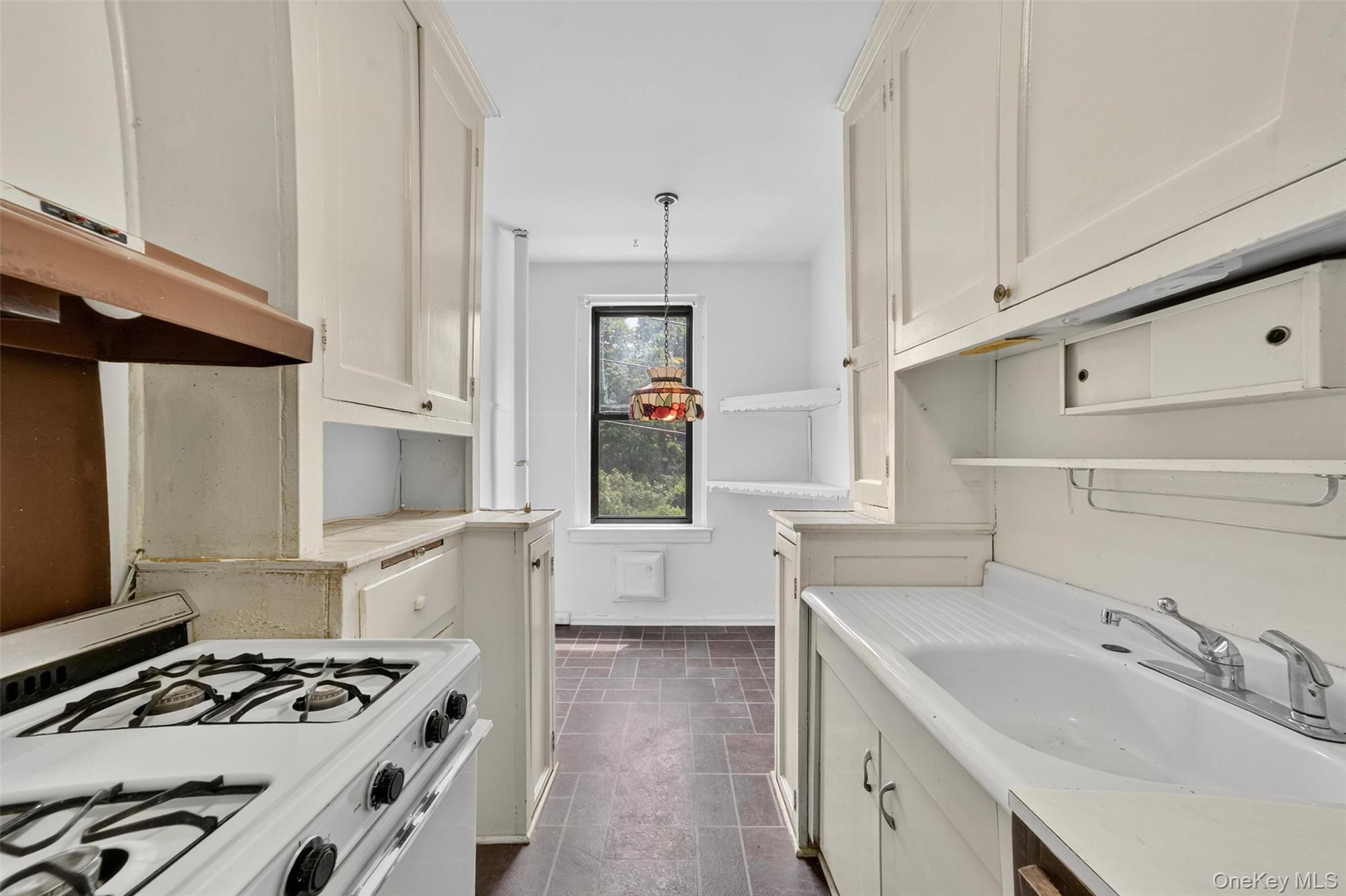 #14 photo, 11 Columbia Avenue, Hartsdale , NY 10530