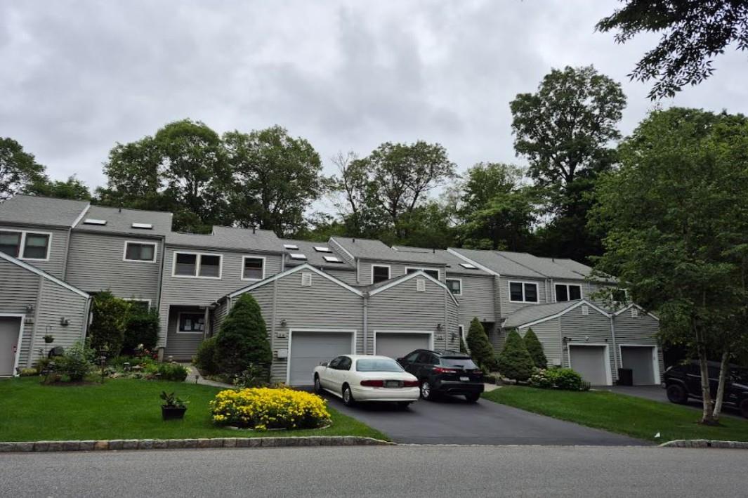 #1 photo, 14 Bridle Path Road, Ossining , NY 10562