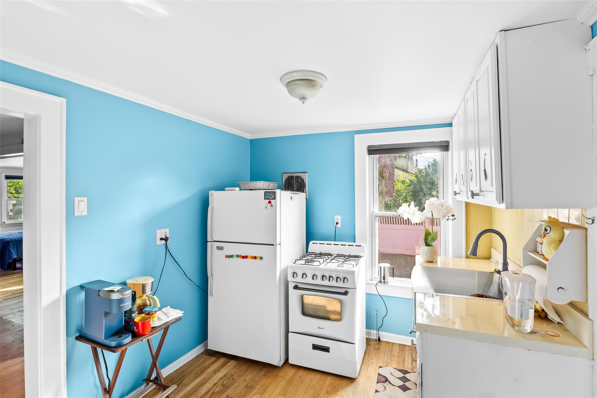 #11 photo, 2814 Weeks Avenue, Oceanside , NY 11572