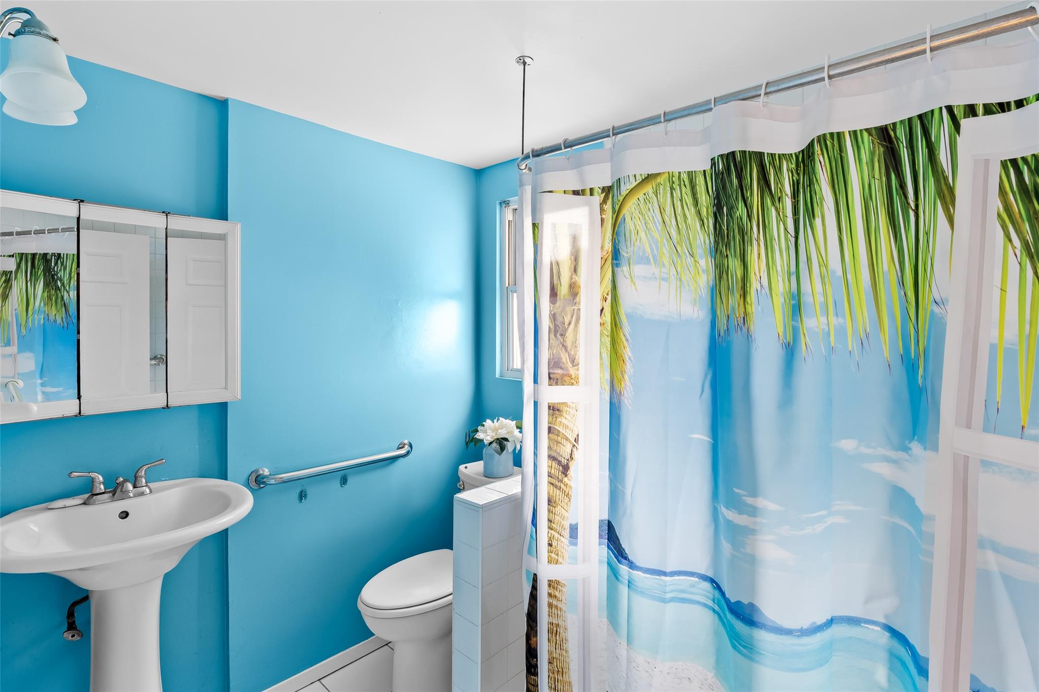 #12 photo, 2814 Weeks Avenue, Oceanside , NY 11572