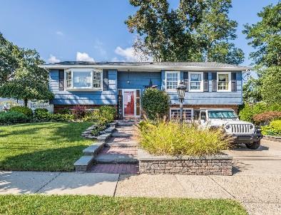 #1 photo, 47 McKinley Avenue, 長島 Farmingdale , NY 11735
