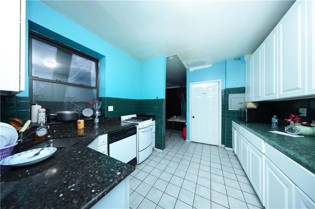 #4 photo, 5222 4th Avenue, ブルックリン区 Brooklyn , NY 11220