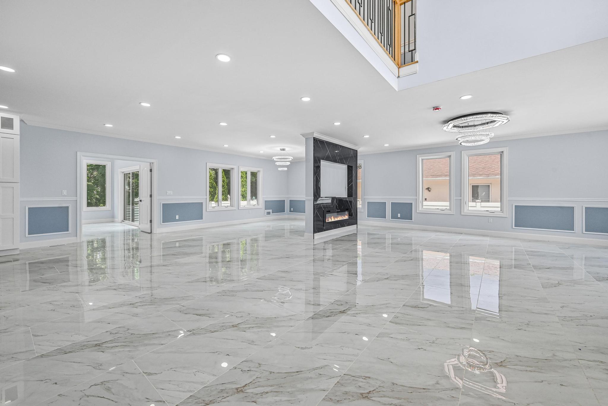 #16 photo, 892 Barry Drive, ناسو Valley Stream , NY 11580