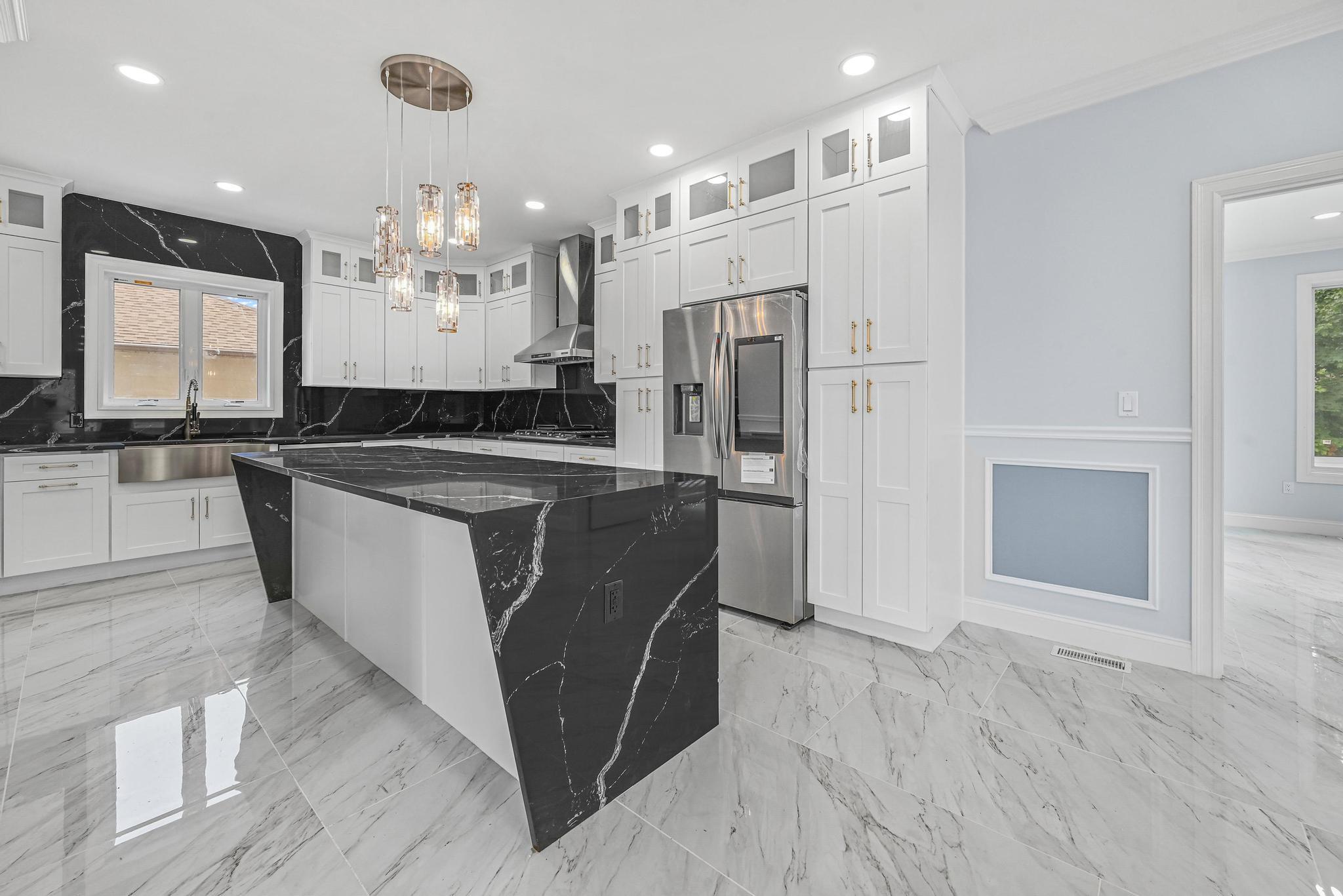 #20 photo, 892 Barry Drive, ناسو Valley Stream , NY 11580