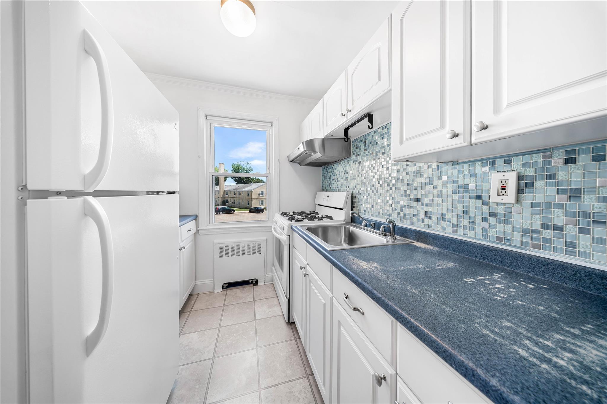 #1 photo, 71-45 252nd Street, Bellerose , NY 11426