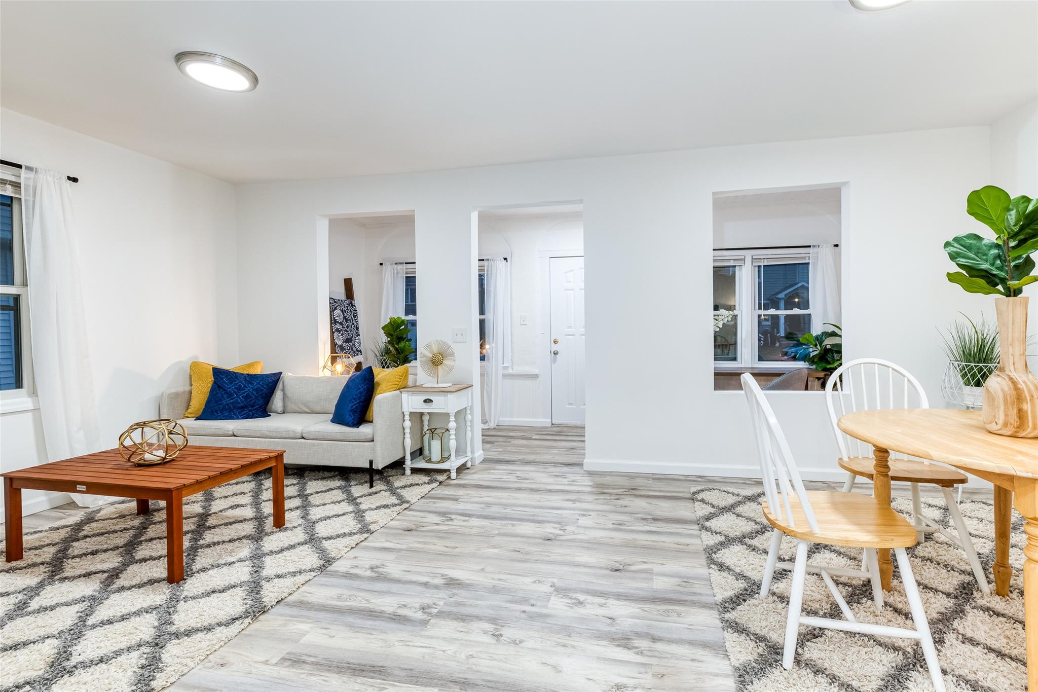 #12 photo, 15 Jefferson Avenue, ナッソー郡 Bellmore , NY 11710