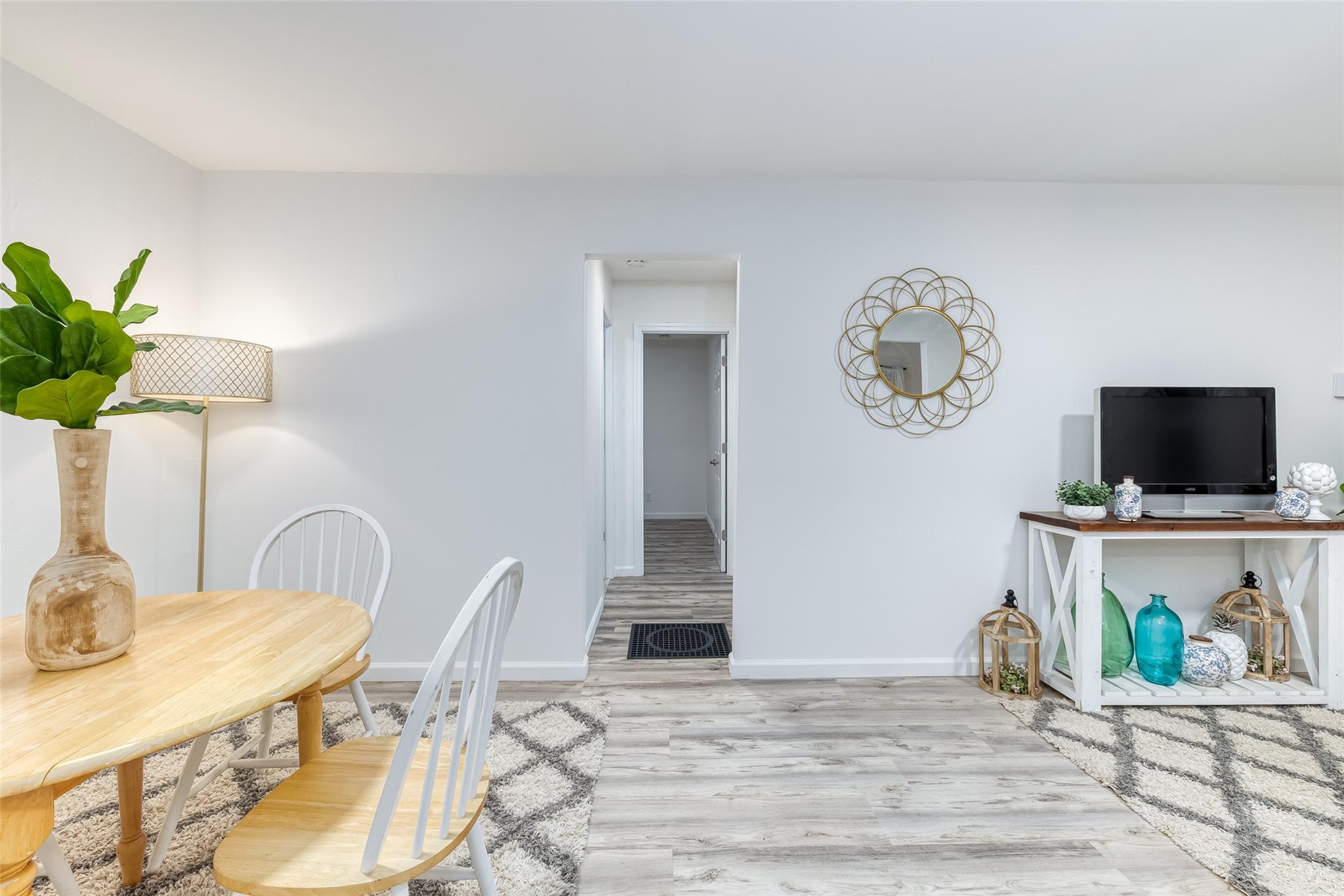 #17 photo, 15 Jefferson Avenue, ナッソー郡 Bellmore , NY 11710