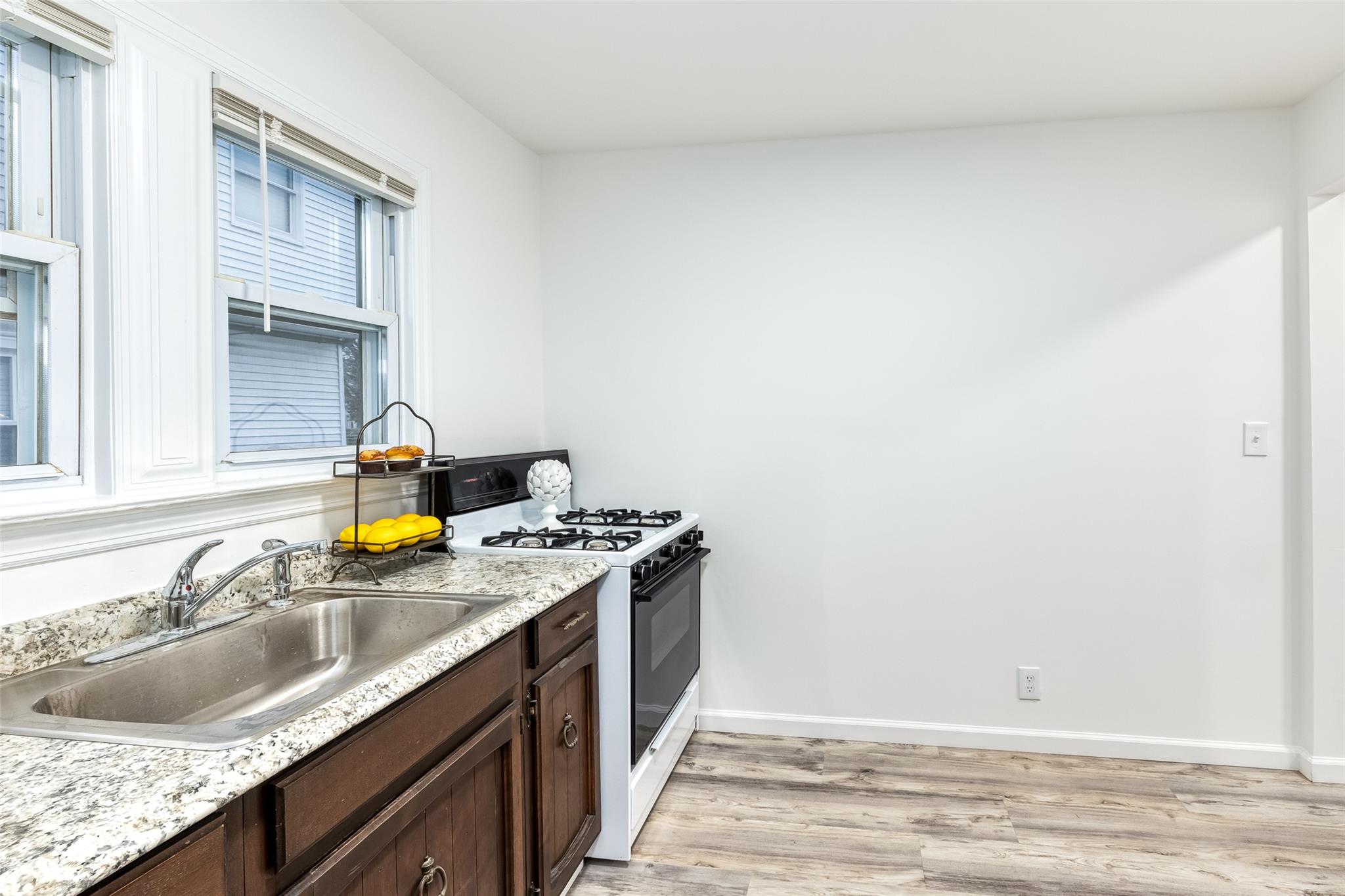 #18 photo, 15 Jefferson Avenue, ナッソー郡 Bellmore , NY 11710