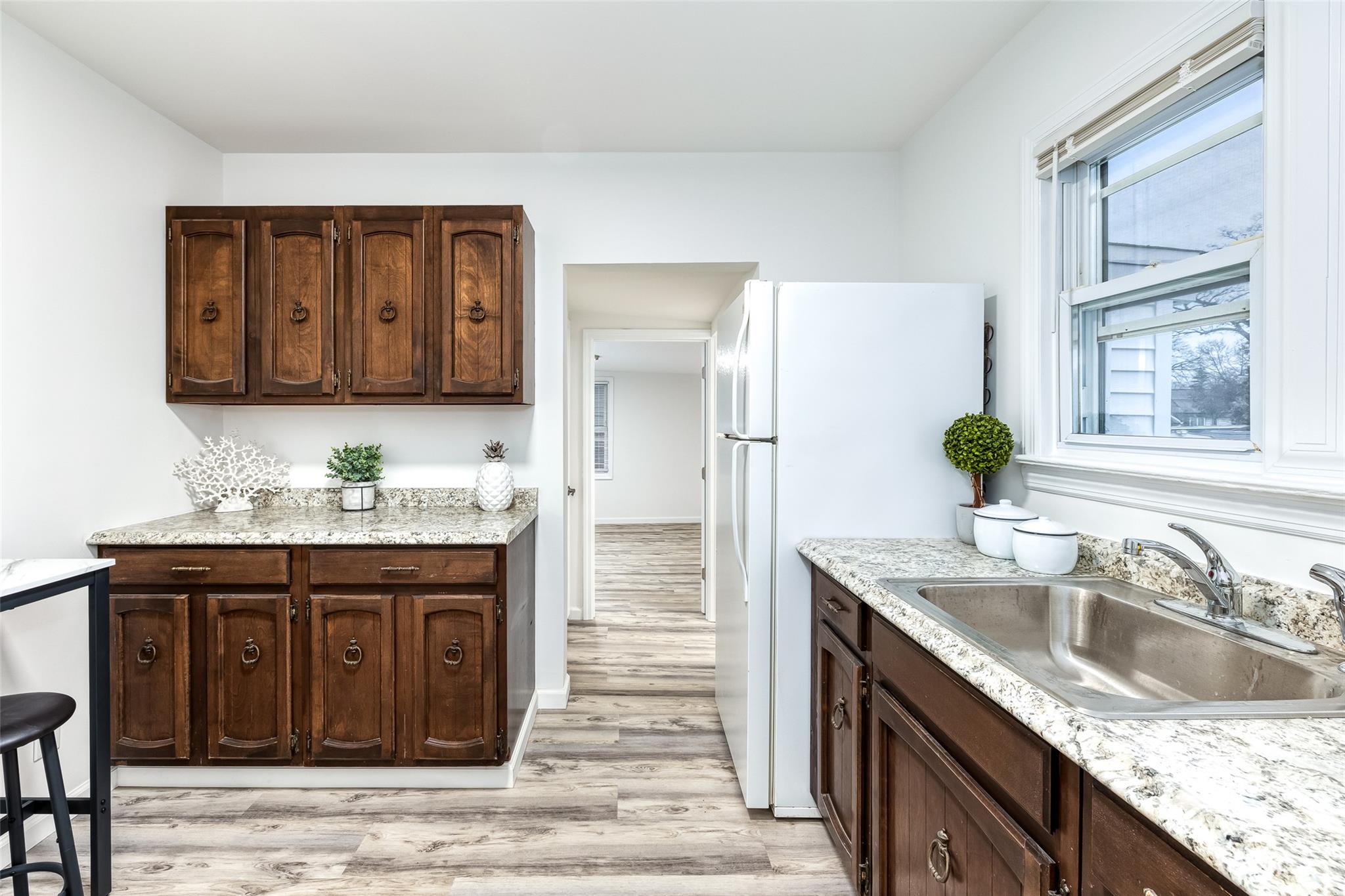 #20 photo, 15 Jefferson Avenue, ナッソー郡 Bellmore , NY 11710