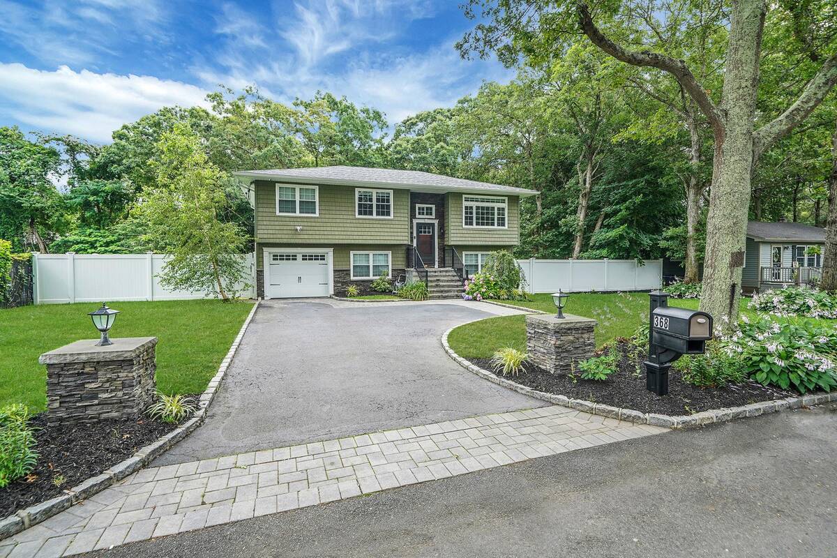 #1 photo, 368 Carnation Drive, 東長島 Shirley , NY 11967