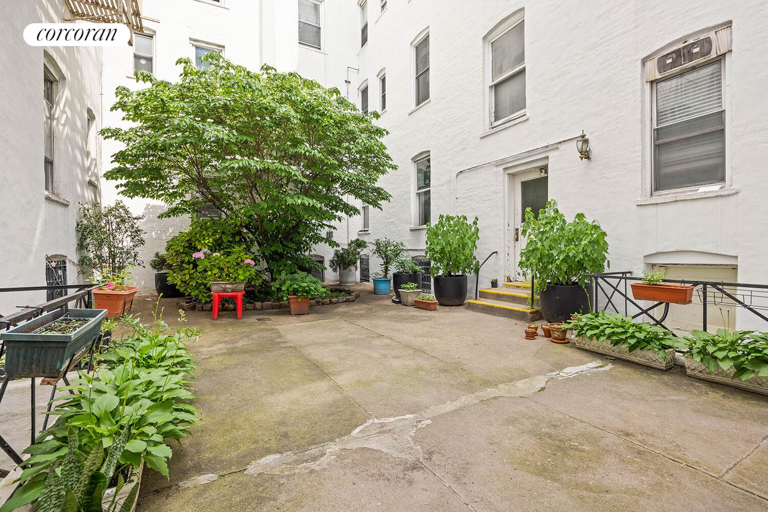 #9 photo, 4015 7TH Avenue, 布鲁克林 Sunset Park , NY 11232