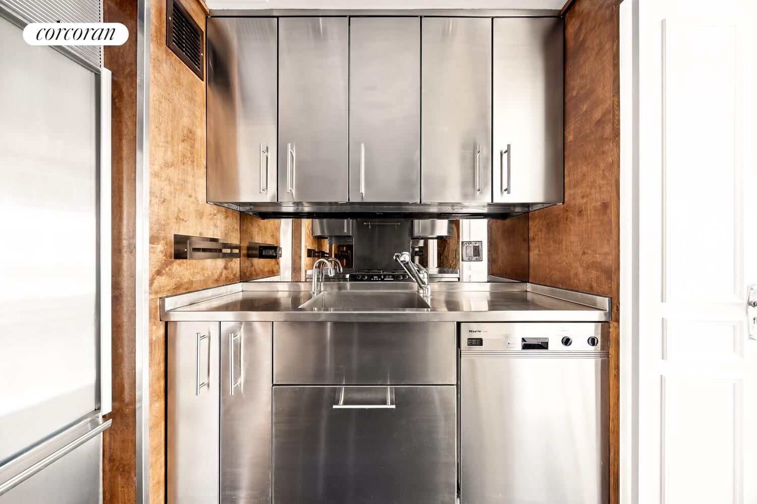 #9 photo, 40 E 61ST Street, マンハッタン Lenox Hill , NY 10065