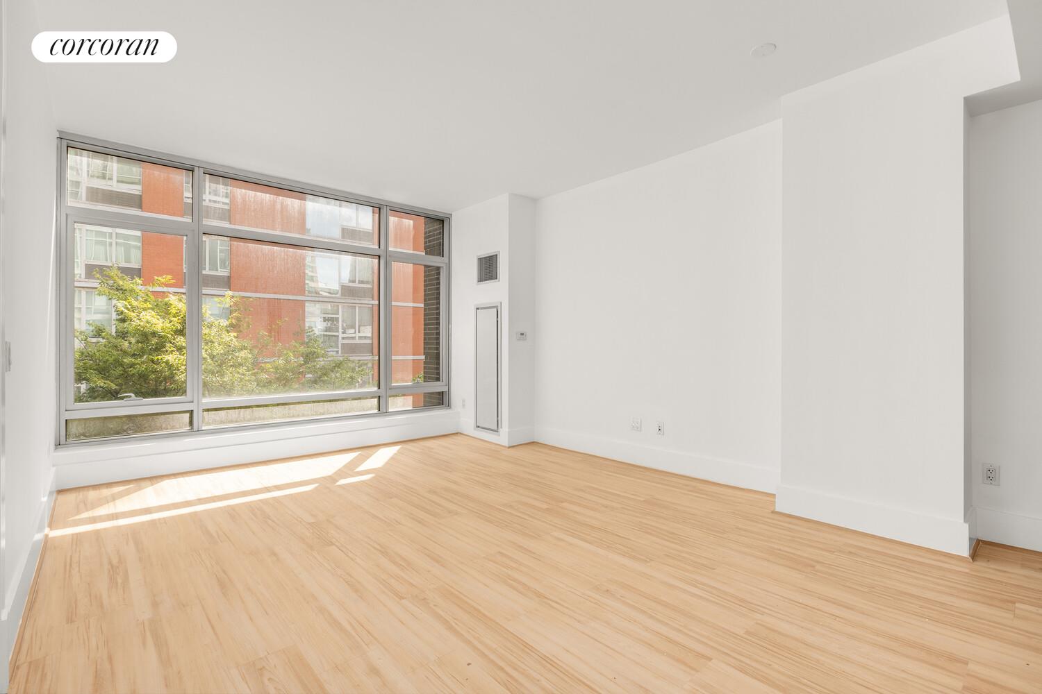 #1 photo, 165 W 18TH Street, 曼哈頓 切尔西 Chelsea , NY 10011