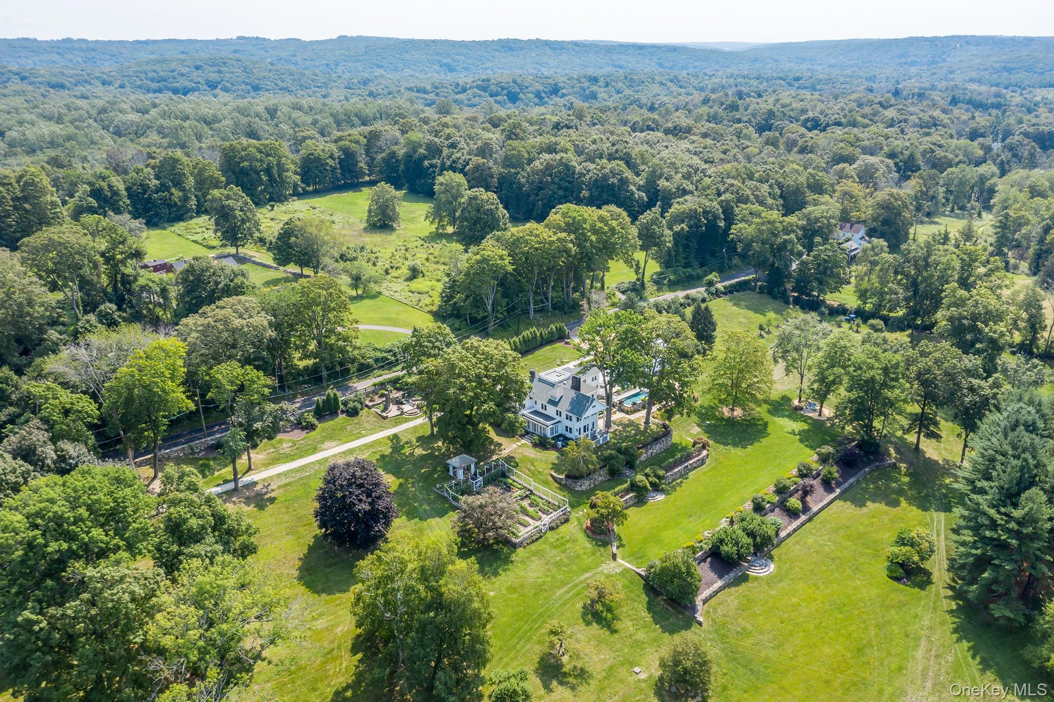 #4 photo, 151-155 Long Ridge Road, Danbury , CT 06810