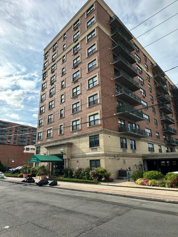 #1 photo, 26 W Broadway, Long Beach , NY 11561