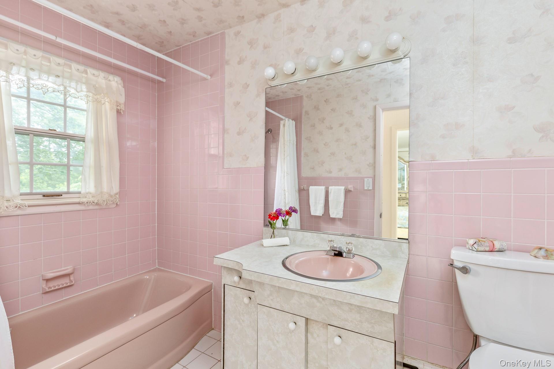 #13 photo, 1 Garfield Court, サフォーク郡 Nesconset , NY 11767