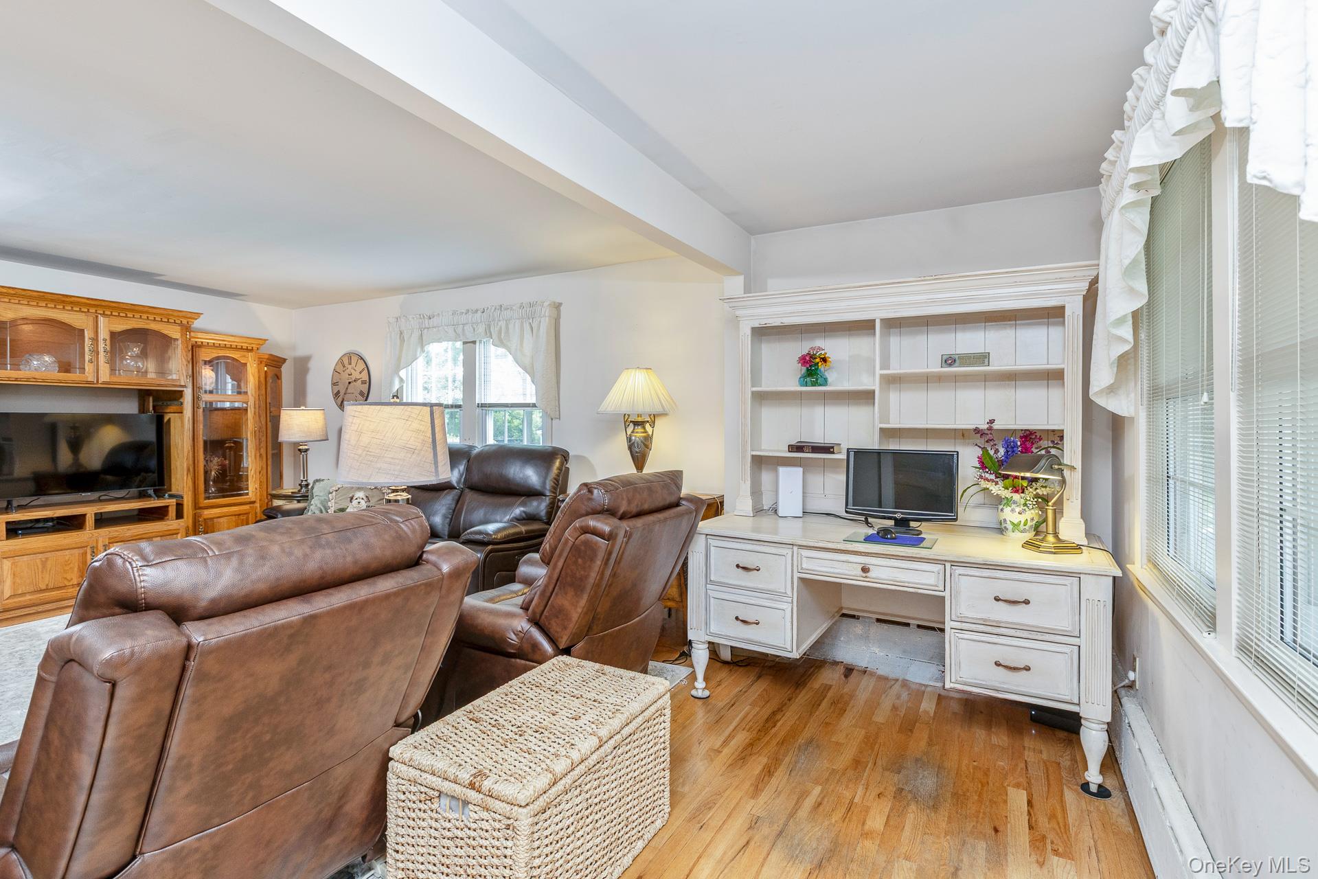 #4 photo, 1 Garfield Court, サフォーク郡 Nesconset , NY 11767