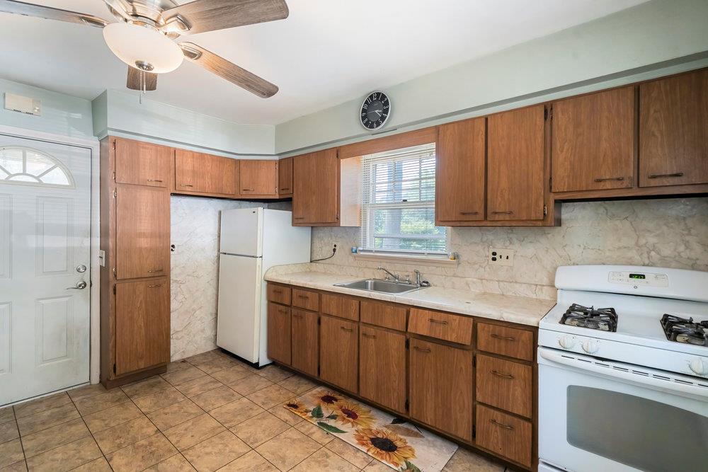 #7 photo, 61 High Hill Drive, Sound Beach , NY 11789