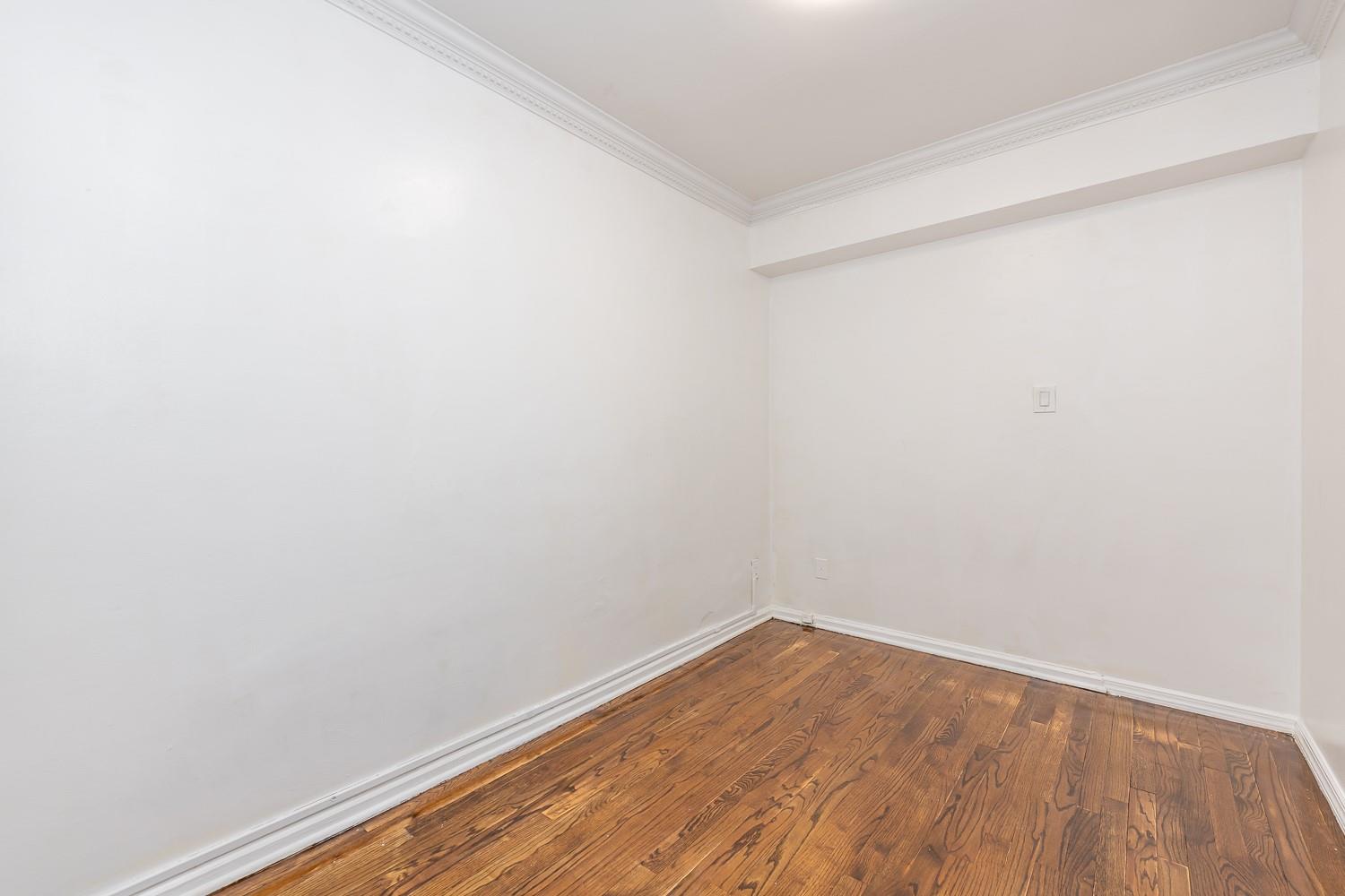 #7 photo, 1420 York Avenue, New York (Manhattan) , NY 10021