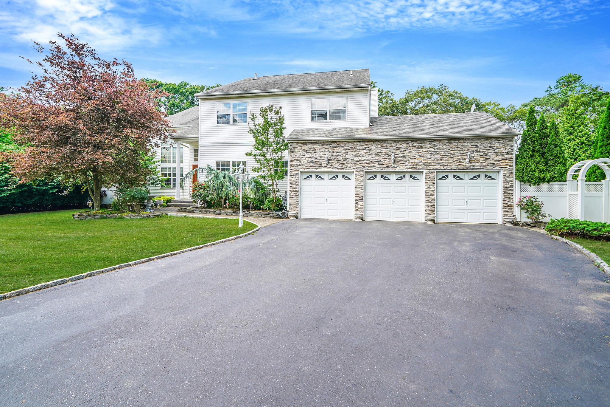 #1 photo, 7 Sara Court, 東長島 Nesconset , NY 11767
