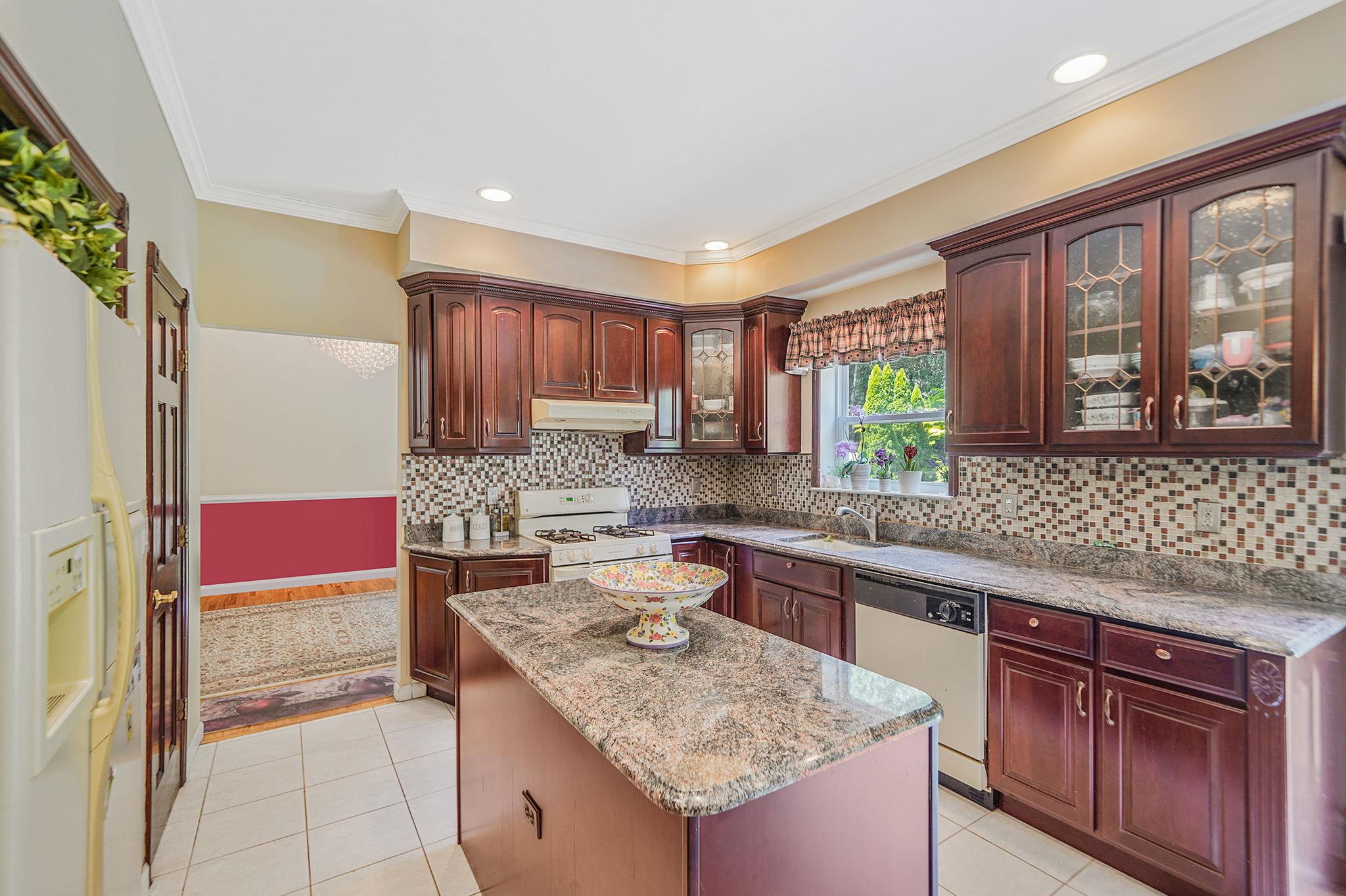 #20 photo, 7 Sara Court, サフォーク郡 Nesconset , NY 11767