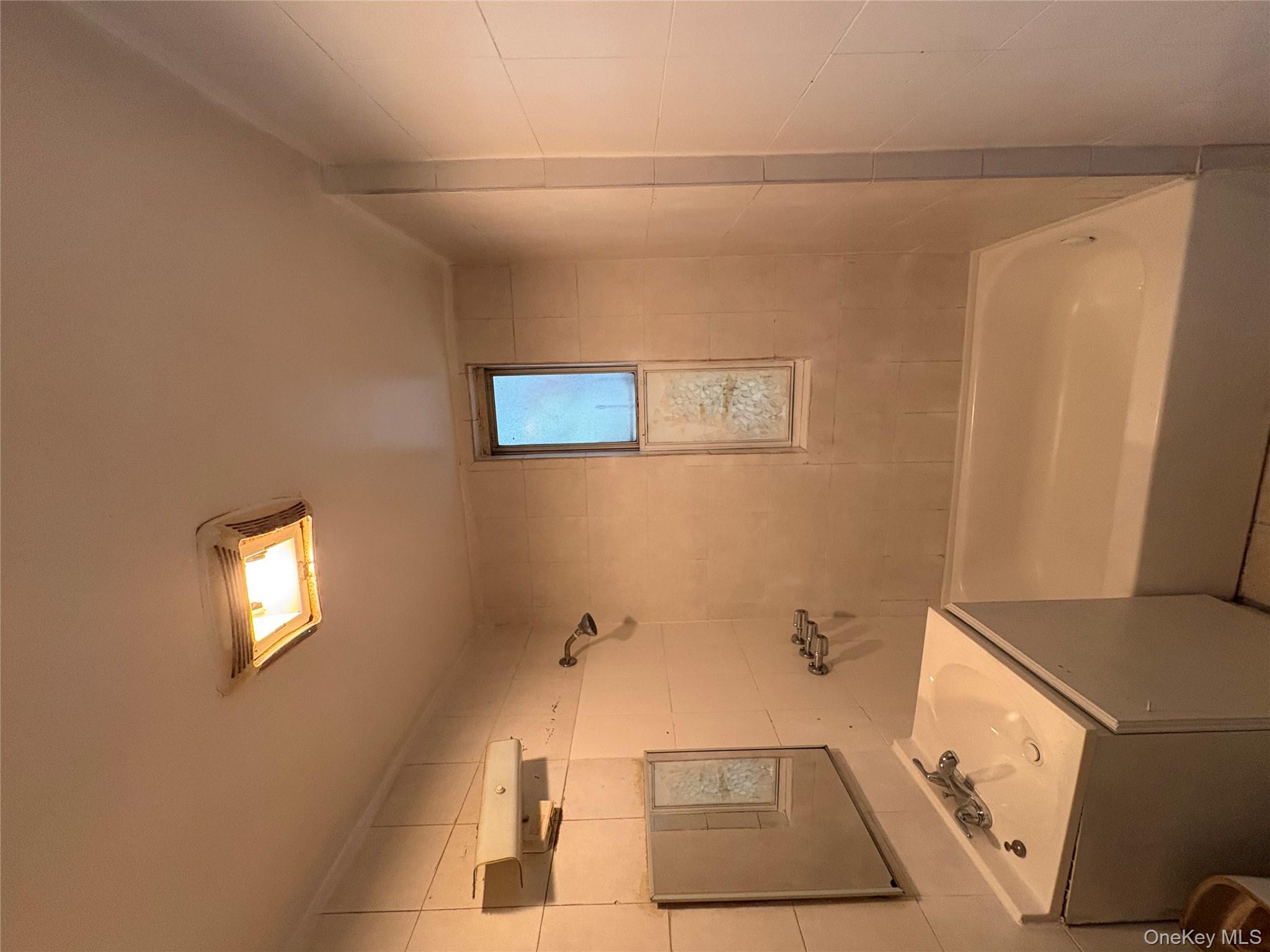 #11 photo, 1011 Hemlock Street, ブルックリン区 Brooklyn , NY 11208