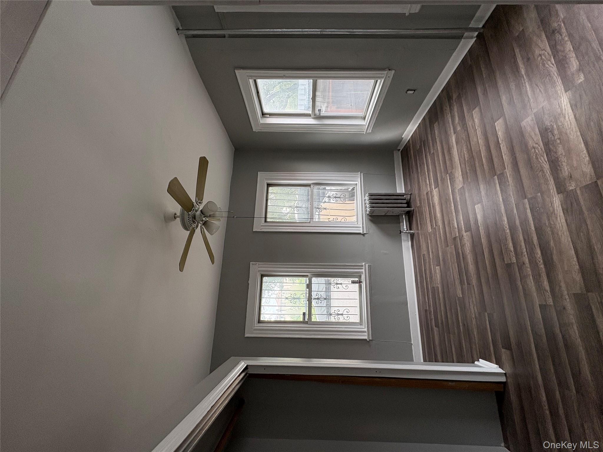 #2 photo, 1011 Hemlock Street, ブルックリン区 Brooklyn , NY 11208