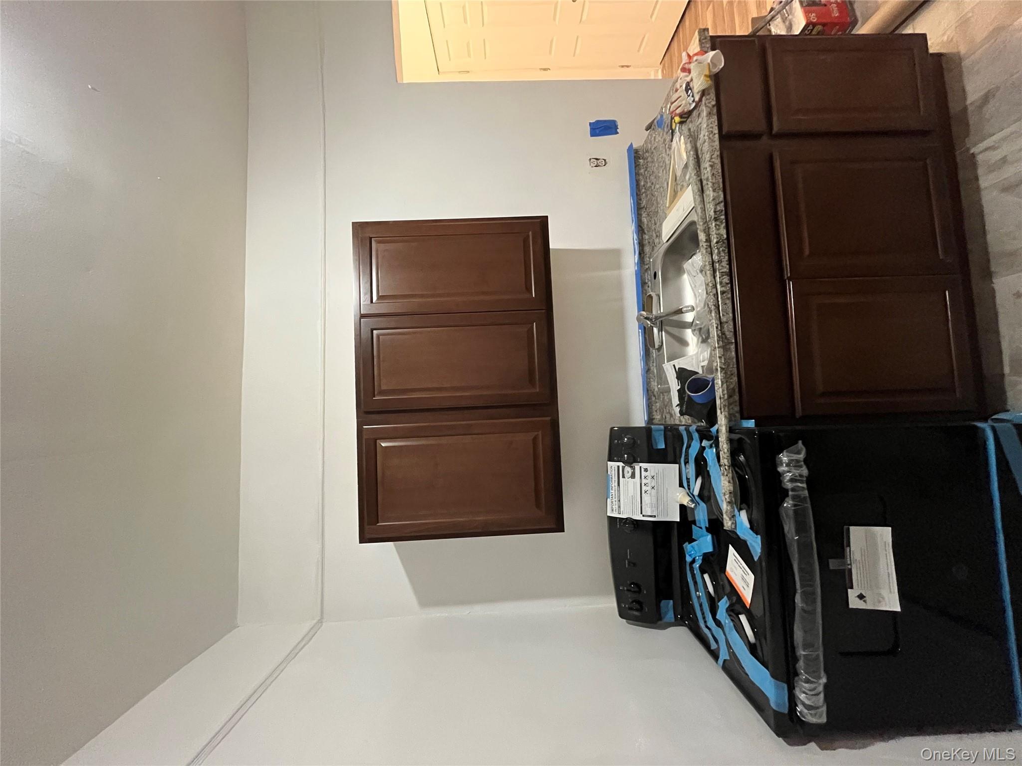 #4 photo, 1011 Hemlock Street, ブルックリン区 Brooklyn , NY 11208