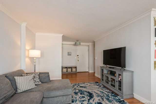 #15 photo, 450 Shore Road, Long Beach , NY 11561