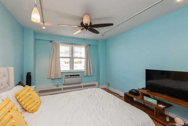 #4 photo, 450 Shore Road, Long Beach , NY 11561