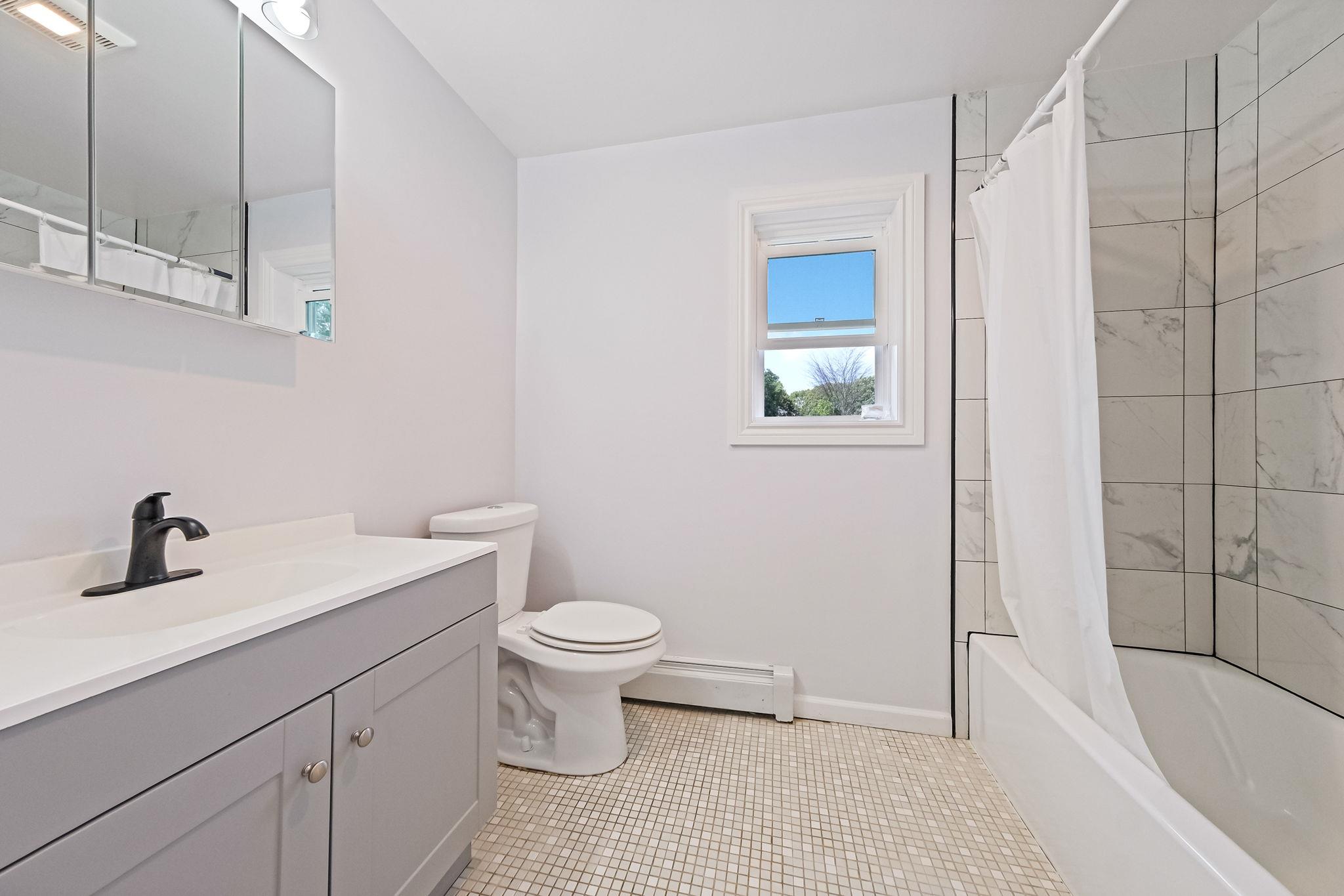 #17 photo, 55 Lama Drive, سوفولك Shirley , NY 11967