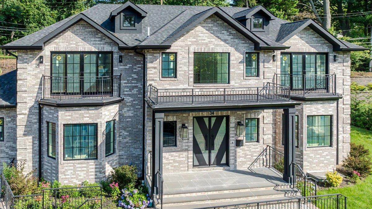 #3 photo, 34 Woodland Place, ナッソー郡 Great Neck , NY 11021