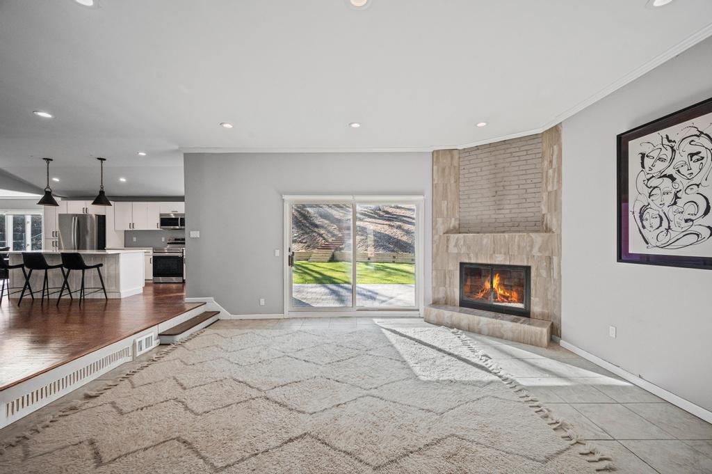 #10 photo, 110 Peach Drive, East Hills , NY 11576