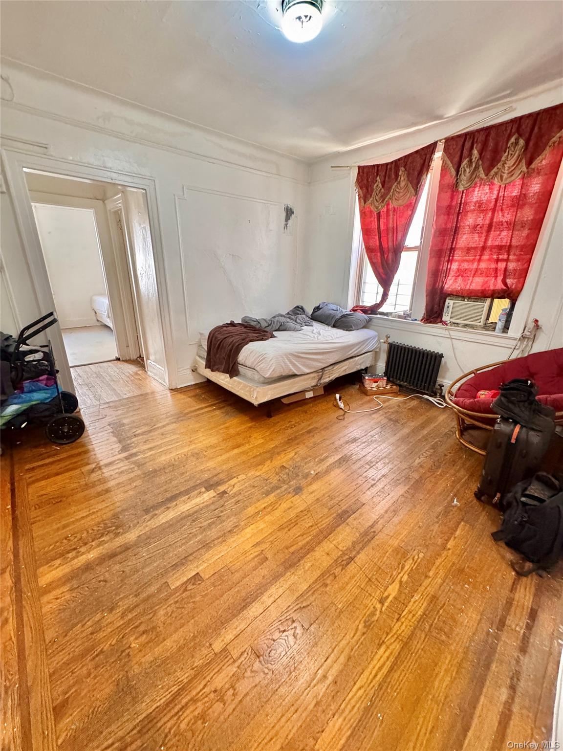 #19 photo, 33-54 99th Street, クイーンズ区 Corona , NY 11368