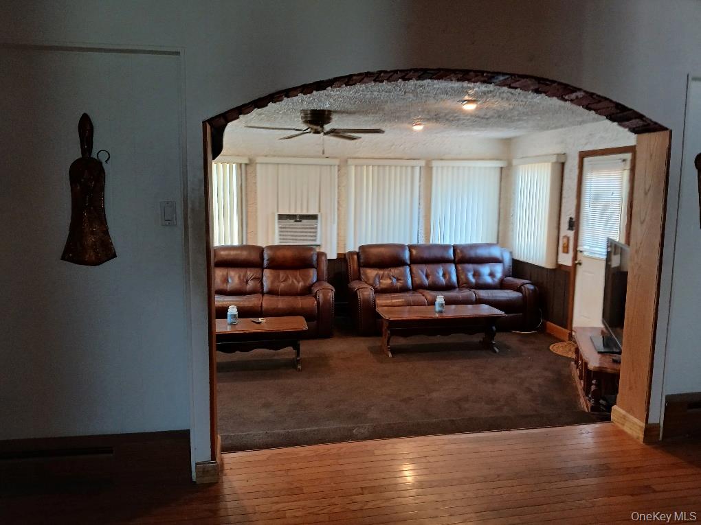 #5 photo, 38 Tulip Grove Drive, 東長島 Lake Grove , NY 11755