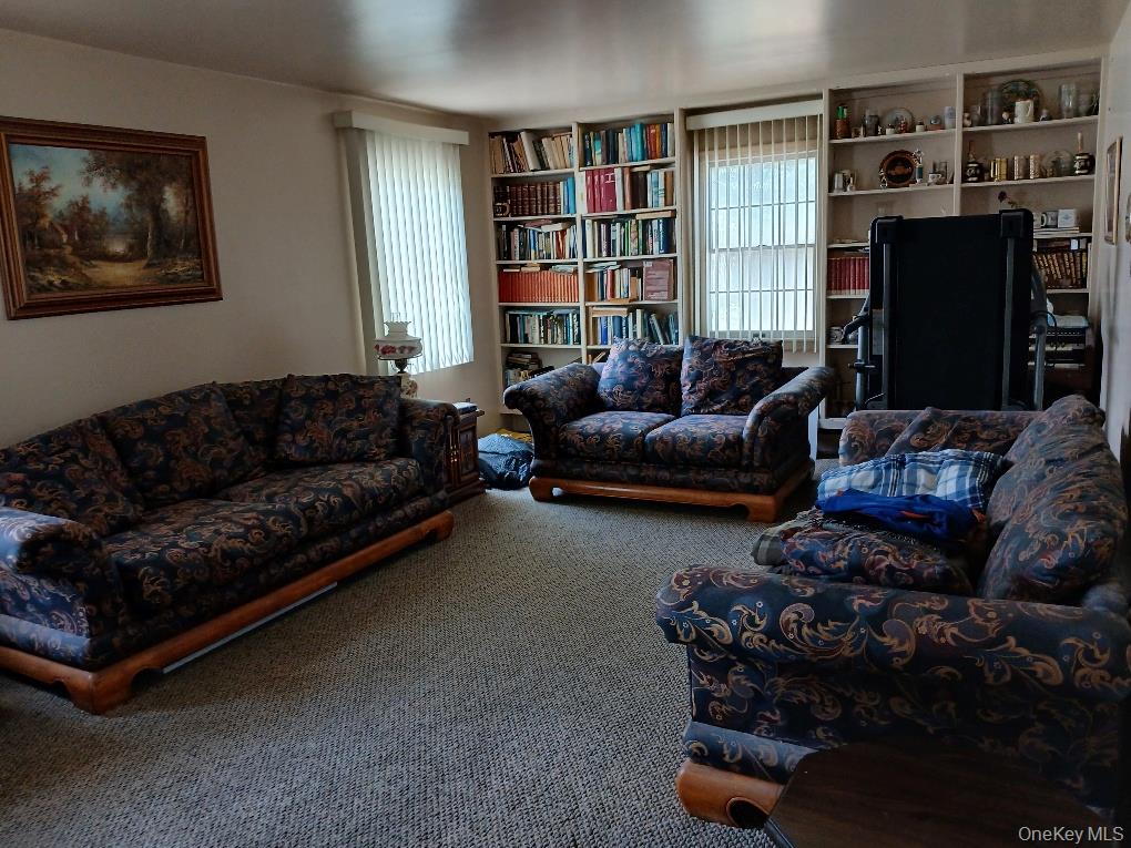 #7 photo, 38 Tulip Grove Drive, 東長島 Lake Grove , NY 11755