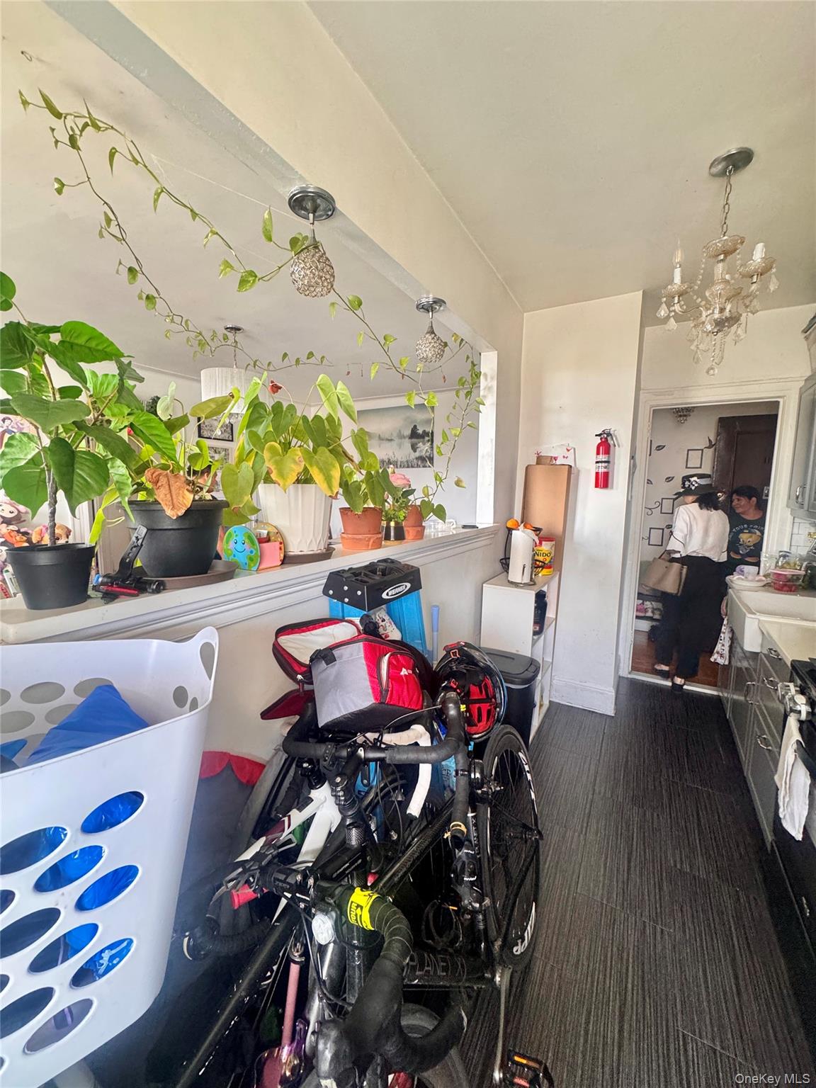 #17 photo, 98-15 34th Ave, クイーンズ区 Corona , NY 11368