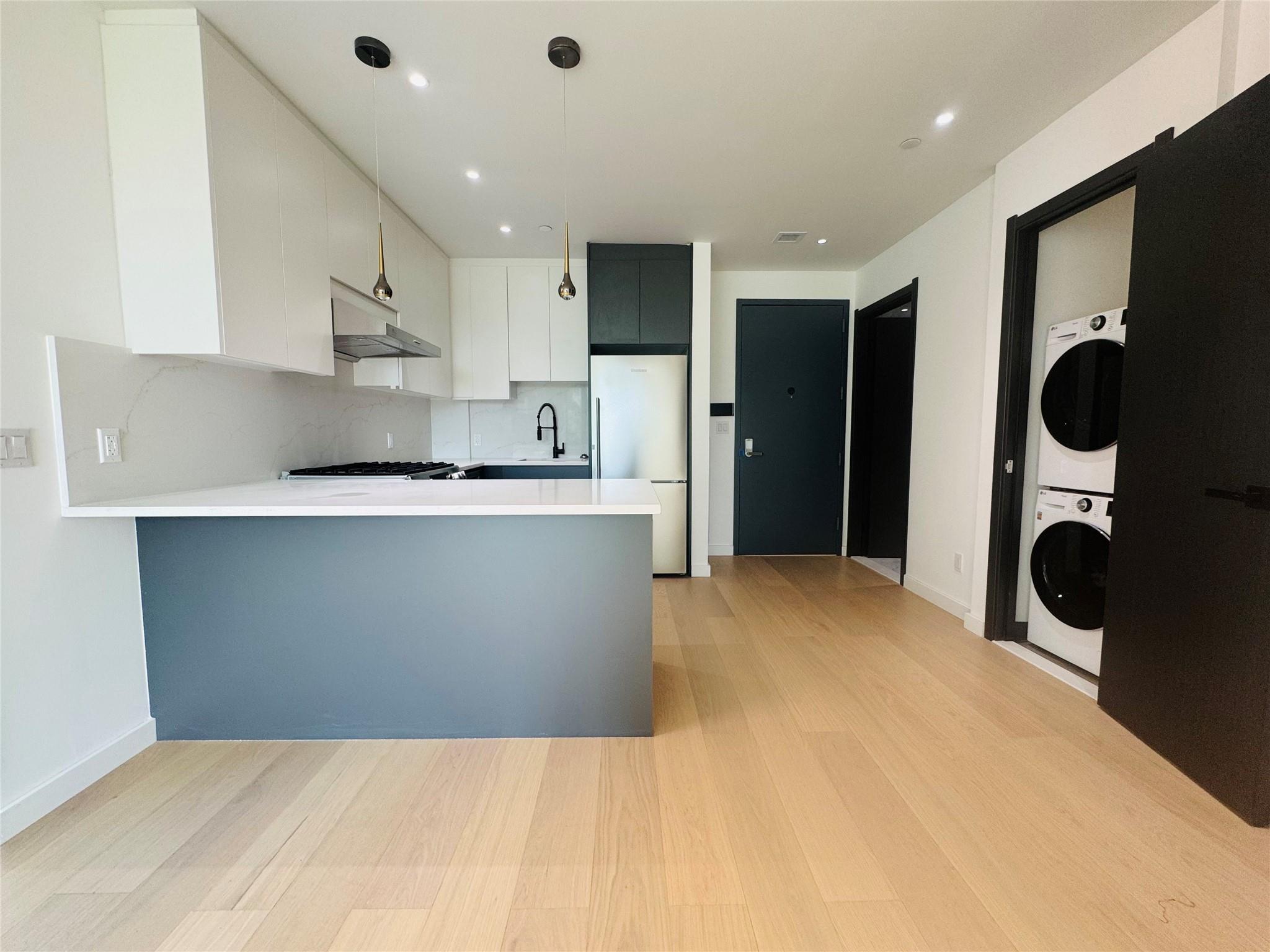 #14 photo, 108-17 72nd  Avenue, クイーンズ区 Forest Hills , NY 11375