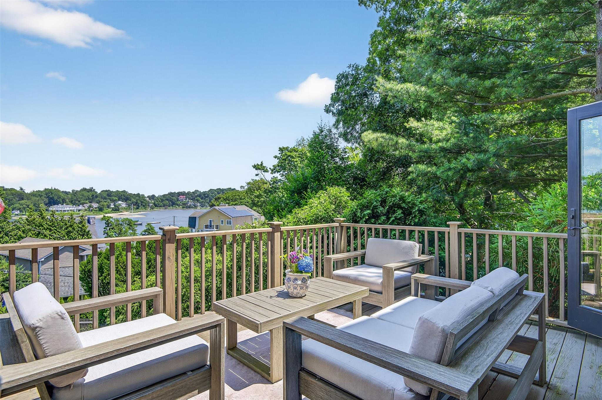 #1 photo, 1 Harborview Lane, Huntington , NY 11743