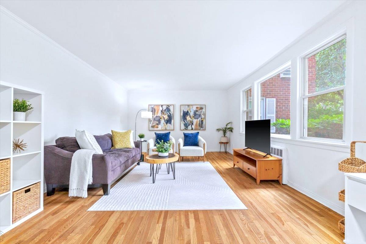 #1 photo, 73 Lawrence Park Crescent, 布朗士 Bronxville , NY 10708