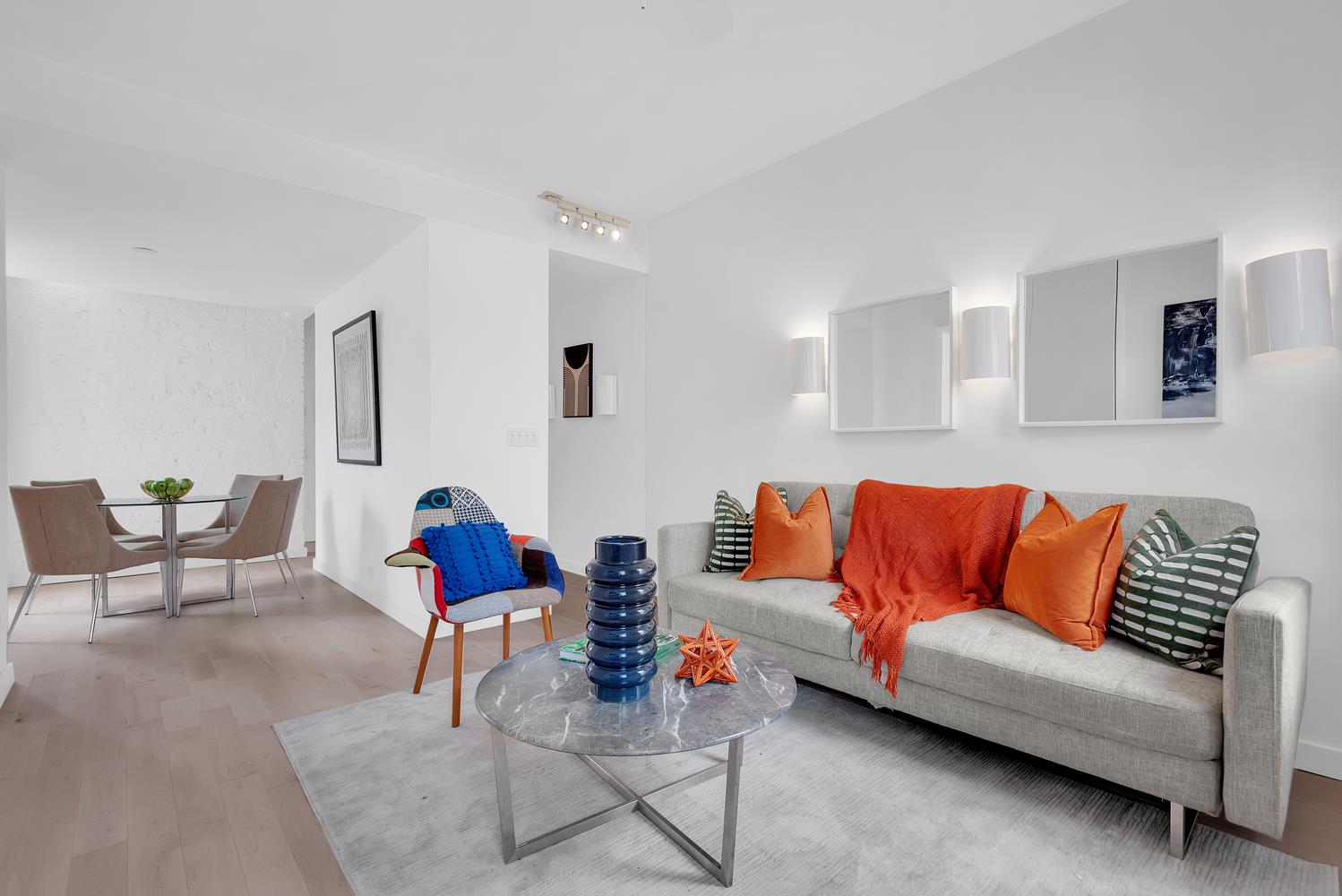 #3 photo, 224 E 11TH Street, マンハッタン East Village , NY 10003