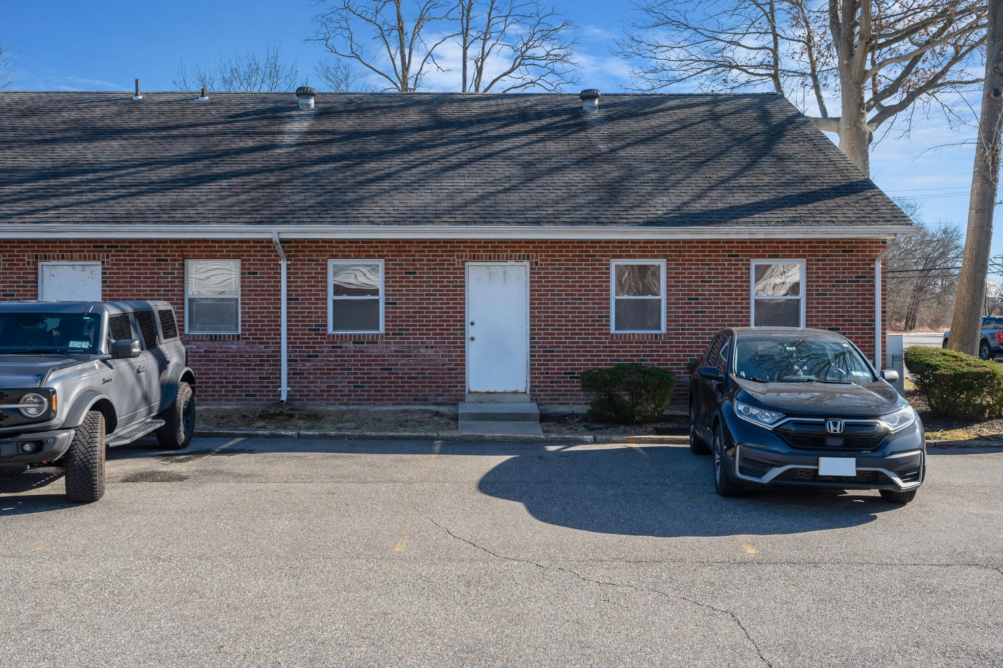 #4 photo, 325 Middle Country Raod, サフォーク郡 Smithtown , NY 11787