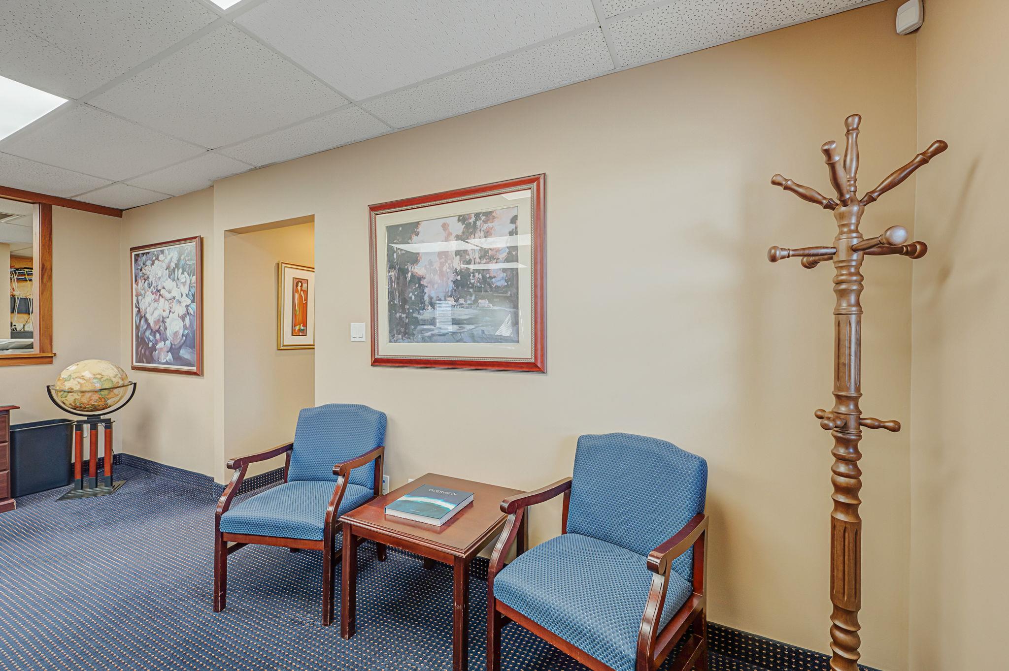 #5 photo, 325 Middle Country Raod, サフォーク郡 Smithtown , NY 11787